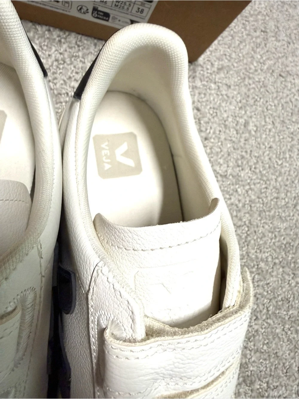 Brand New/Never Worn-Veja Recife Leather Low-Top Sneakers-Womens Size 9